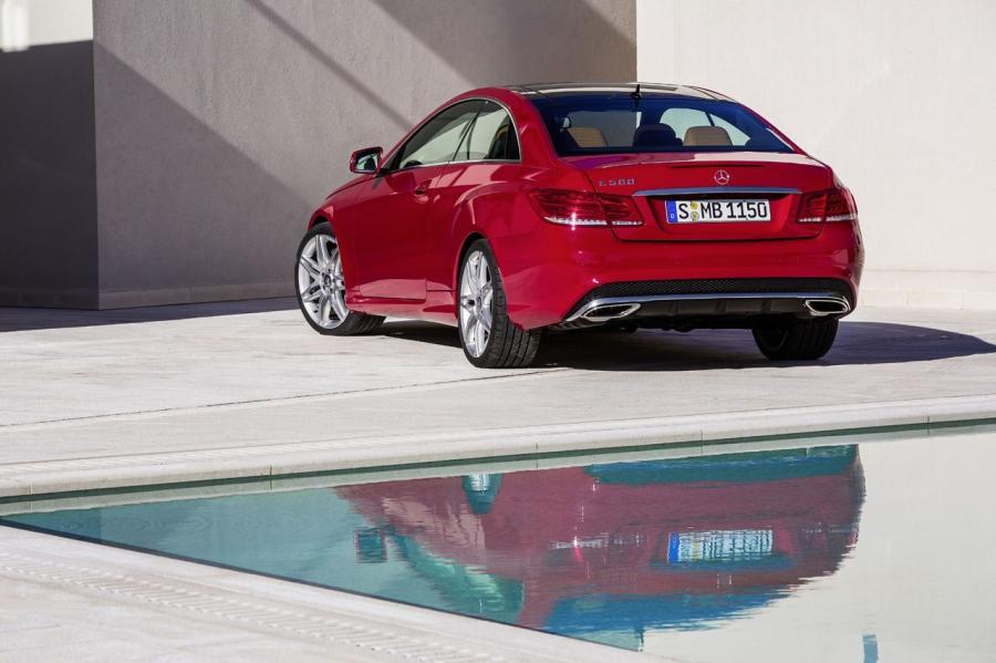  Mercedes-Benz E-Class Coupe 2014 года  (фото 2 из 55)